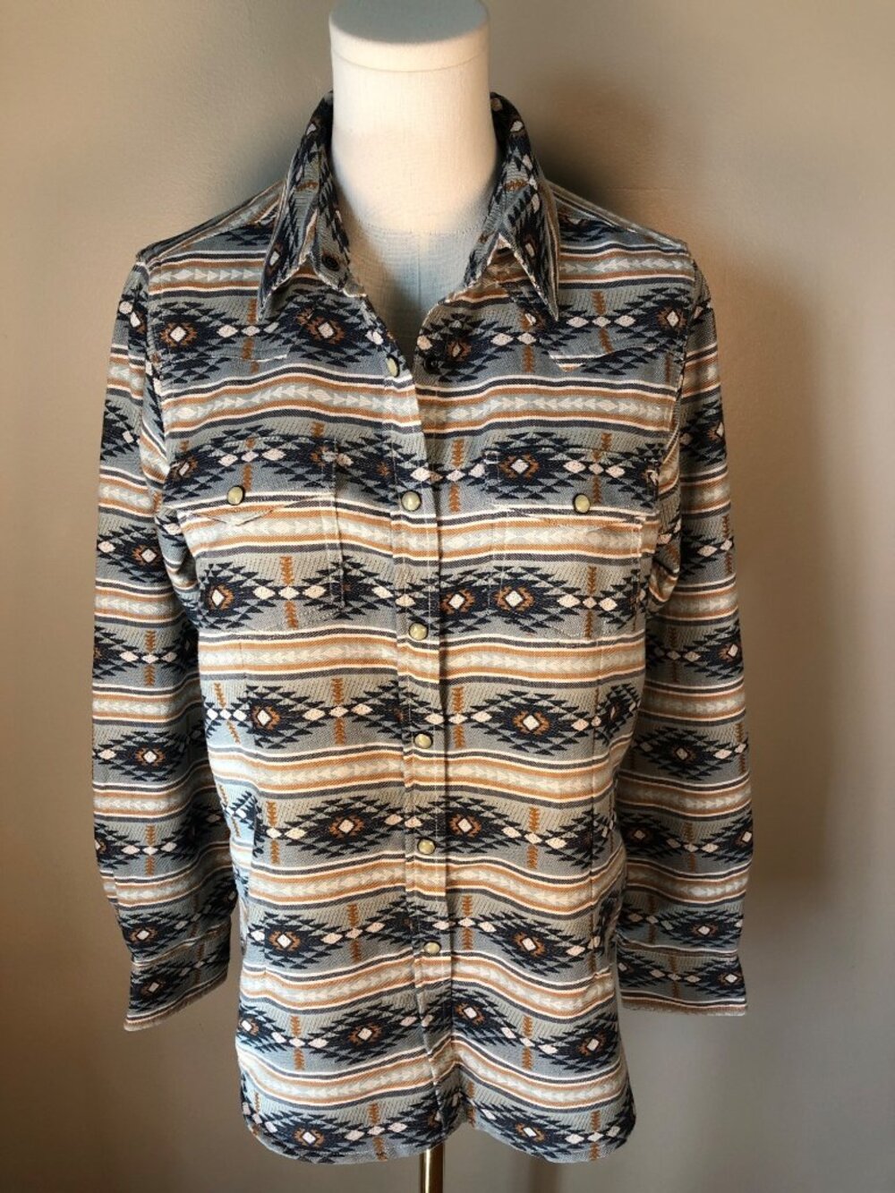 Ariat Real Creekside 100% Cotton Western Aztec Shirt Pearl Snap Front Size M